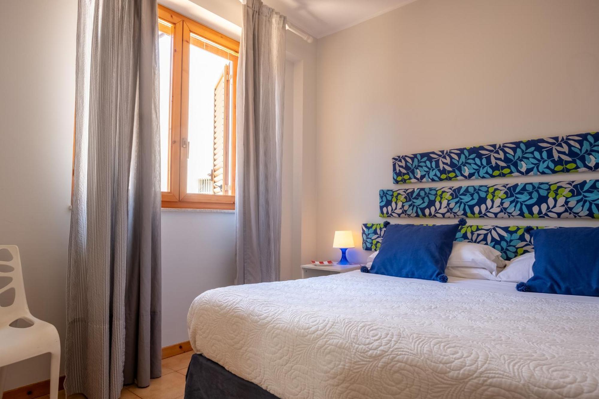 Apple House Apartment จีอาร์ดีนี นักซอส ภายนอก รูปภาพ